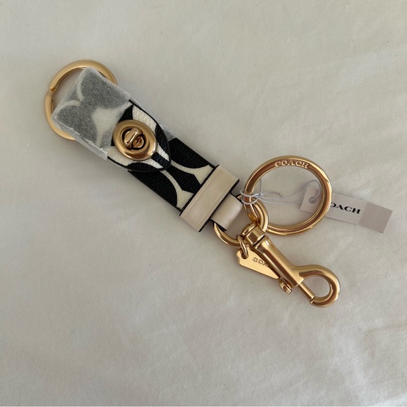 Coach Trigger Snap Bag Charm - Picture 1 of 13